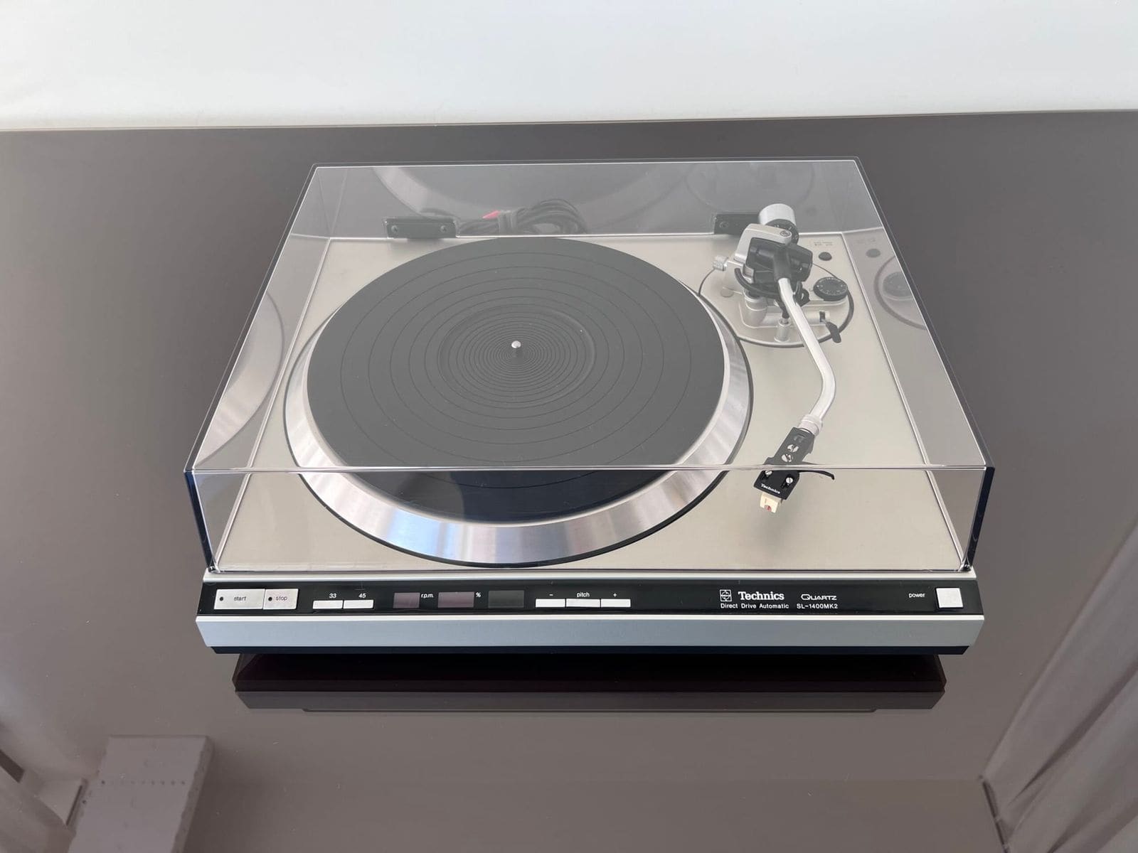 Technics  SL-1400 MK2  Direct Drive - Auto Return Platenspeler